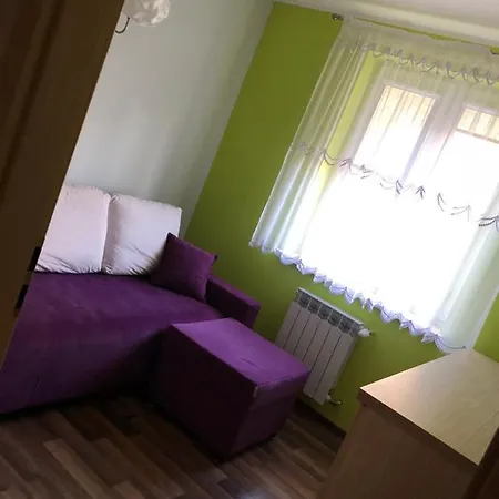 Tuwima Apartment *